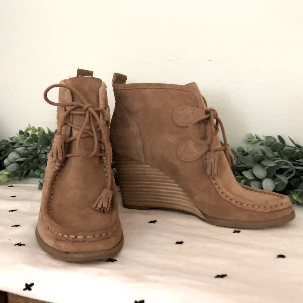 Leather/suede lucky brand booties